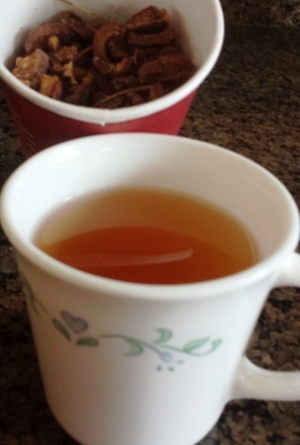 山楂養生茶飲-養生茶品草本山楂茶做法:山楂含解脂酶助消化去油膩消積食!
