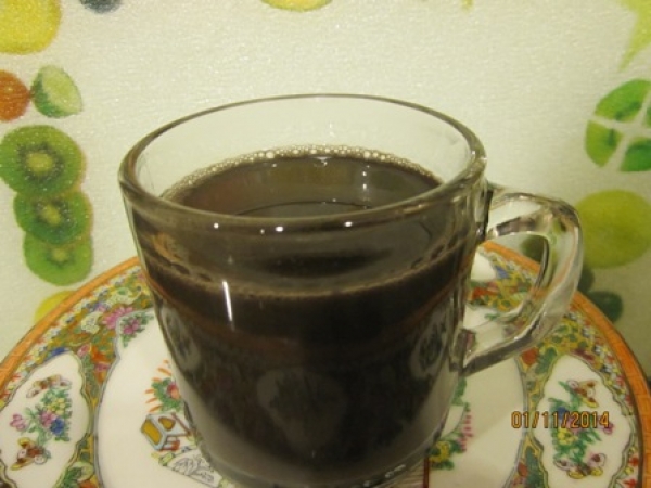 黑豆養生茶飲料理食譜-養生黑豆茶飲功效:黑豆茶飲健康滋補潤肺!