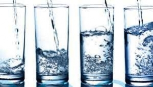 水&amp;壽命-七種水的治療功效&amp;六種喝水的方法:水進去體內的溫度決定壽命是誰把冰水轉化成尿液呢！