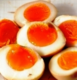 簡易魯味糖心蛋食譜做法-魯味糖心蛋做法料理秘訣:溏心蛋製作魯蛋的做法分享!