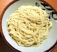 日式拉麵麵條食譜做法-自製道地日式拉麵麵條秘訣:好吃的日本拉麵麵條别錯過喔!