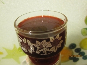 養生紫蘇茶飲食譜-紫蘇養生茶飲做法及功效:紫蘇葉富含各種維生素有抗發炎功效!