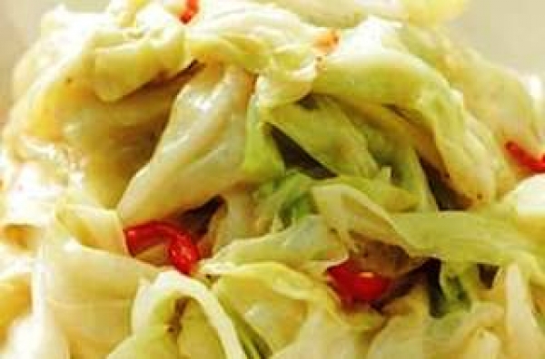 簡易腐乳高麗菜食譜-養生豆腐乳炒高麗菜做法料理:腐乳炒高麗菜營養全面健康滿點!