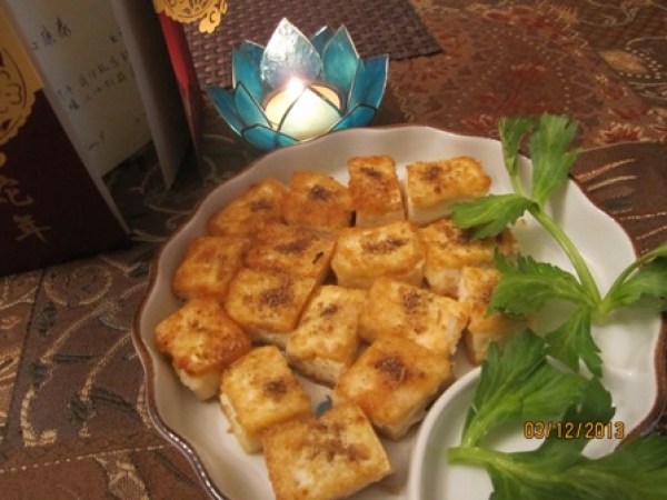 豆腐食譜-炸豆腐：鹹酥美味的炸豆腐料理，炸椒鹽豆腐做法秘訣分享！