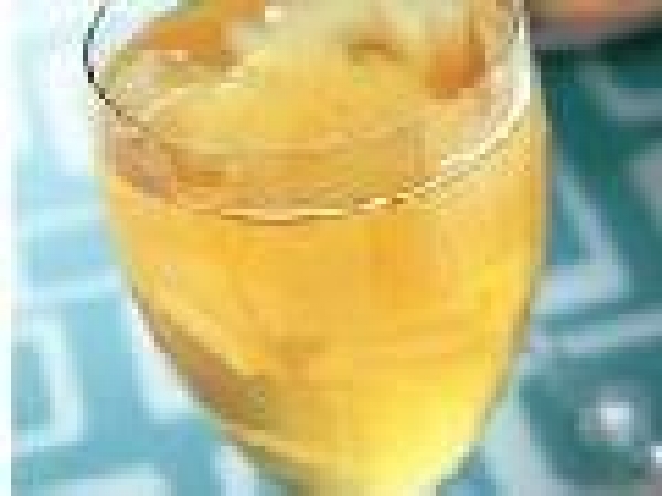 蘆薈蘋果醋食譜-健康水果醋蘆薈蘋果醋做法:蘆薈蘋果醋改變酸性體質,舒減壓力！