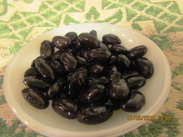 日式蜜汁黑豆料理食譜-健康蜜汁黑豆做法料理:蜜汁黑豆補腎又強身!